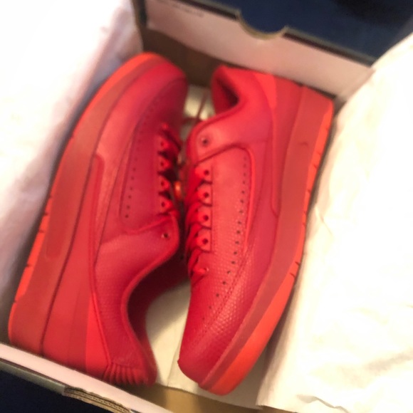 Air Jordan 2 Retro Low Red - Picture 3 of 4